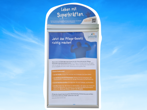 Titelbild Leben mit Superkräften: Plakat mit Forderungen an Politik und Gesellschaft
